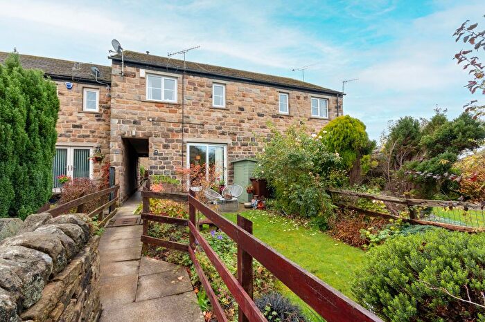 3 Bedroom End Terrace House For Sale In Smithy Lane, Wilsden, Bradford, West Yorkshire, BD15