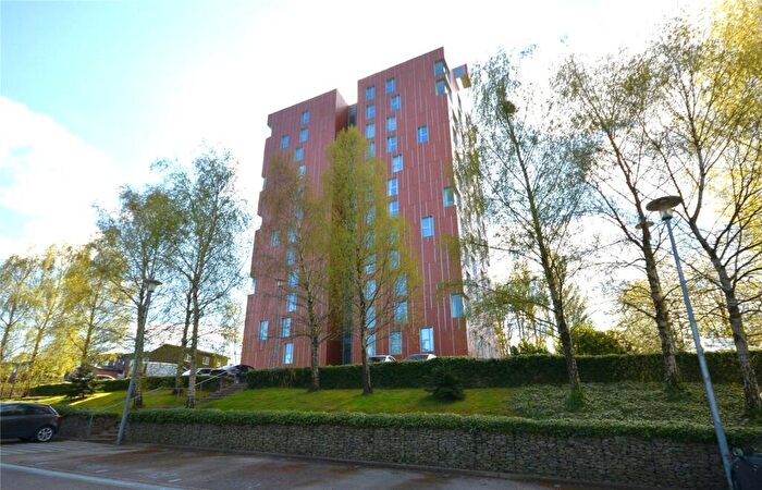 1 Bedroom Apartment To Rent In Emmeline Tower, Dalton Street, Manchester City Centre, M40