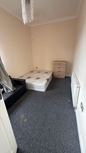 1 Bedroom Flat For Sale In Park Street West, Luton, LU1