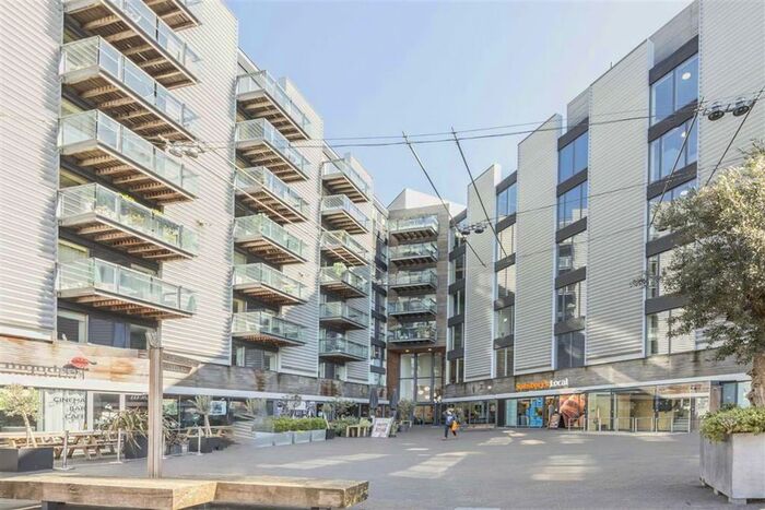 2 Bedroom Flat To Rent In Bermondsey Square, London, SE1