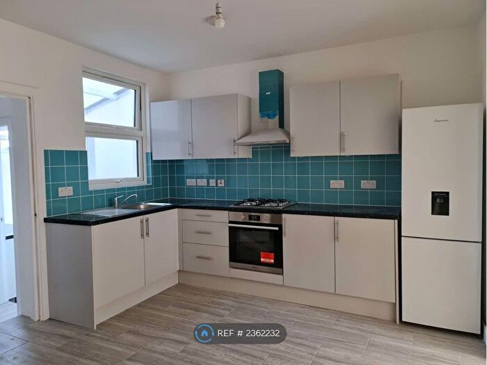 4 Bedroom Terraced House To Rent In Federation Road, London, SE2