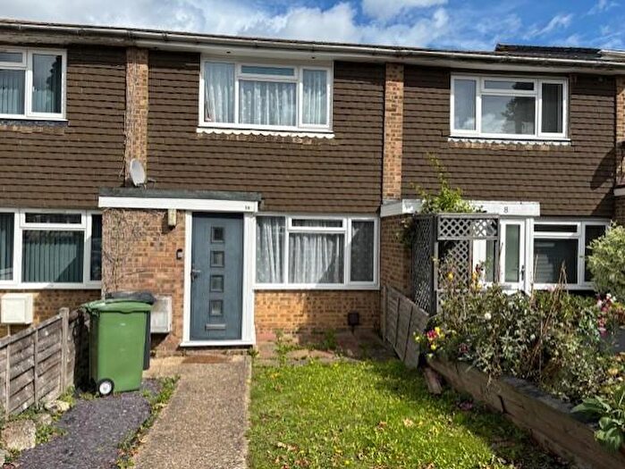 2 Bedroom Terraced House For Sale In Hildenborough Crescent, Maidstone, ME16