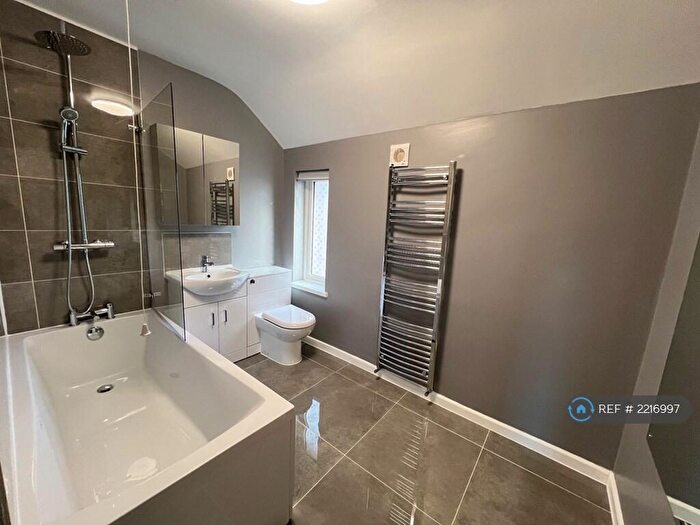 2 Bedroom Terraced House To Rent In Monument Road, Weybridge, KT13