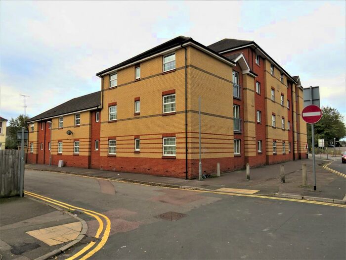 1 Bedroom Apartment To Rent In Corporation Street, Swindon, SN1