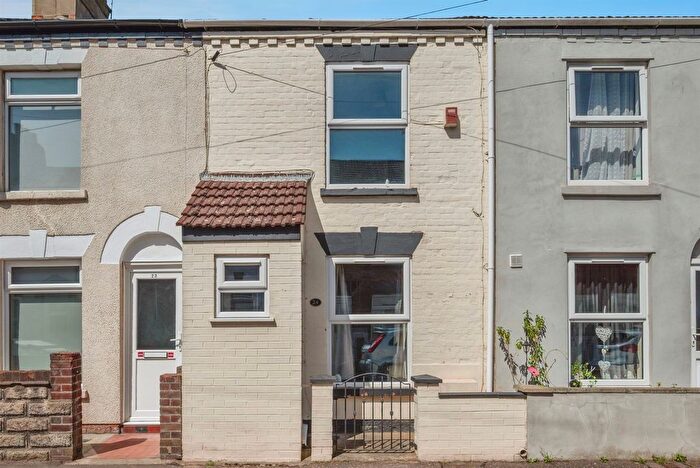 2 Bedroom Terraced House For Sale In Maygrove Road, Great Yarmouth, NR30