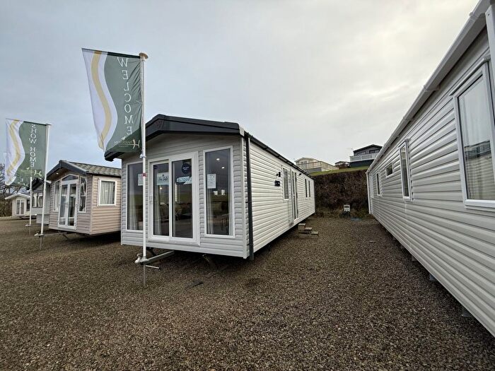 2 Bedroom Mobile/park Home For Sale In Holms Farm Road, Dalrymple, Ayr, KA6