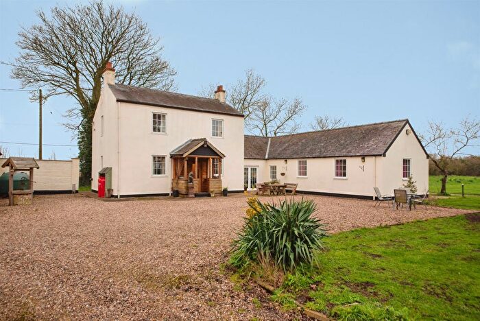 5 Bedroom Detached House For Sale In Digby Fen, Billinghay, Lincoln, LN4