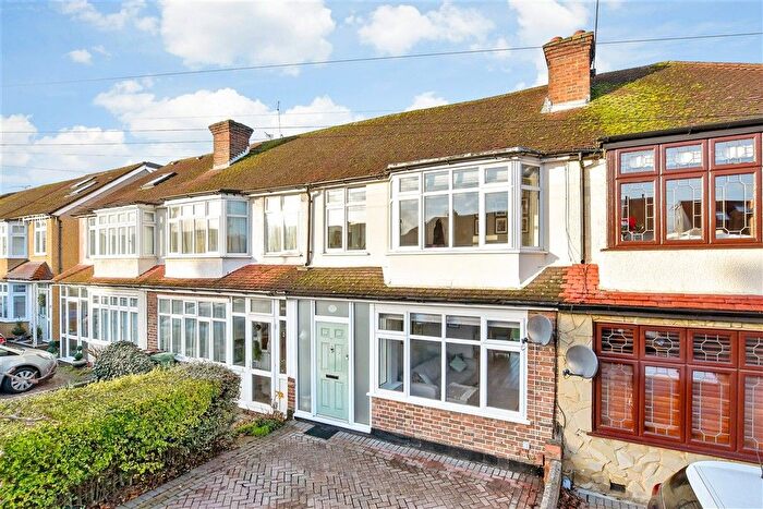 3 Bedroom Terraced House For Sale In Brocks Drive, Sutton, Surrey, SM3