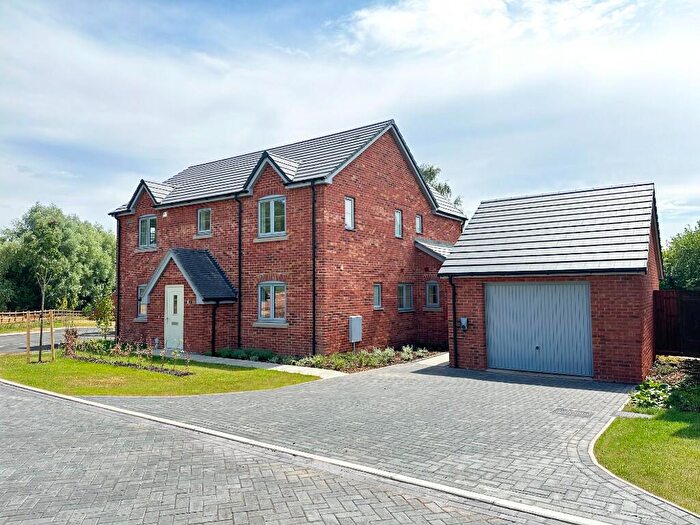 4 Bedroom Detached House For Sale In Three Willows Close, HR1