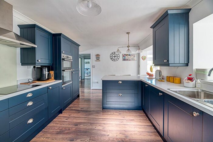 3 Bedroom Detached Bungalow For Sale In Marsh Lane, Elton, Chester, CH2
