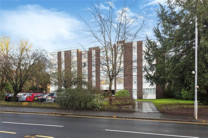 2 Bedroom Apartment To Rent In Craigside, Galsworthy Road, Kingston Upon Thames, Surrey, KT2