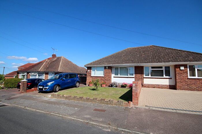 2 Bedroom Bungalow To Rent In Sterling Road, Sittingbourne, ME10
