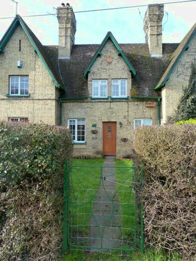 2 Bedroom Detached House To Rent In Coleman Green Lane, Wheathampstead, St. Albans, Hertfordshire, AL4