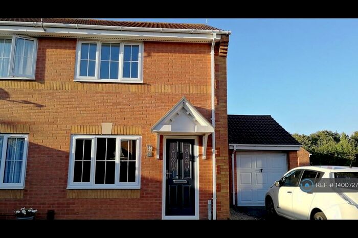 2 Bedroom End Of Terrace House To Rent In Fry Close, Swindon, SN5