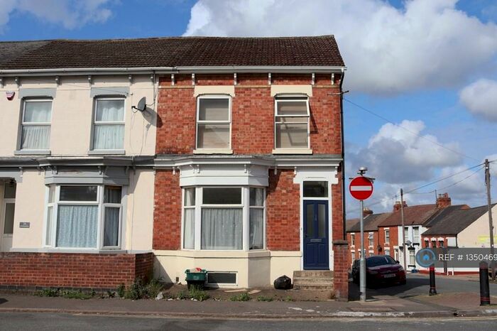2 Bedroom Flat To Rent In Semilong Road, Northampton, NN2