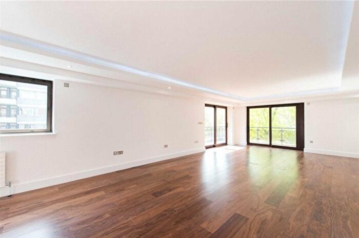 3 Bedroom Apartment For Sale In Prince Regent Court, Avenue Road, St John's Wood, London, NW8