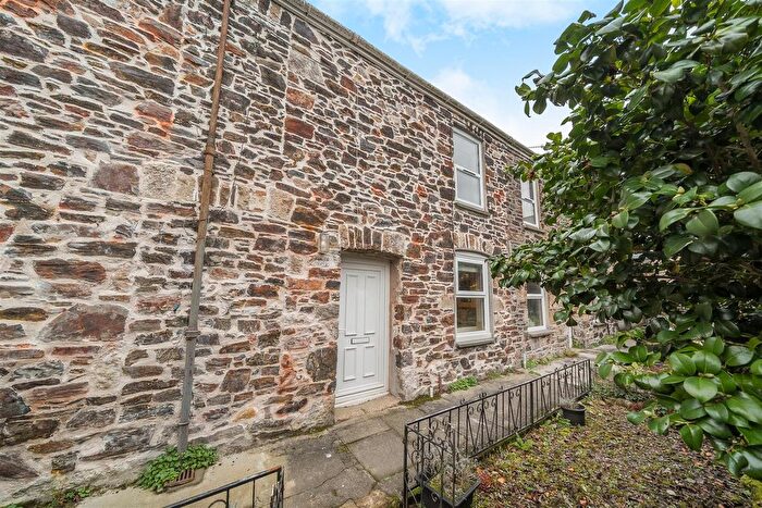 1 Bedroom Cottage For Sale In Fore Street, Ivybridge, PL21