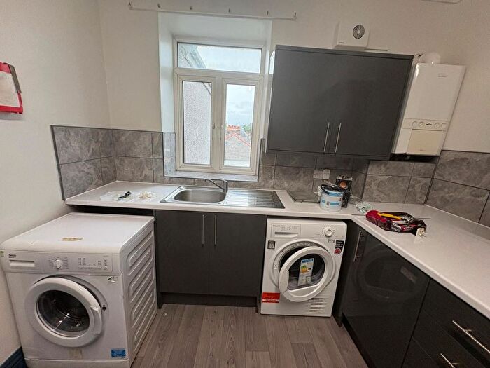 4 Bedroom Flat To Rent In Prospect Street, Flat, Plymouth, PL4
