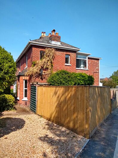 1 Bedroom Flat To Rent In Christchurch, BH23