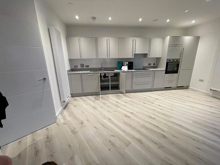 2 Bedroom Flat To Rent In Barking, IG11