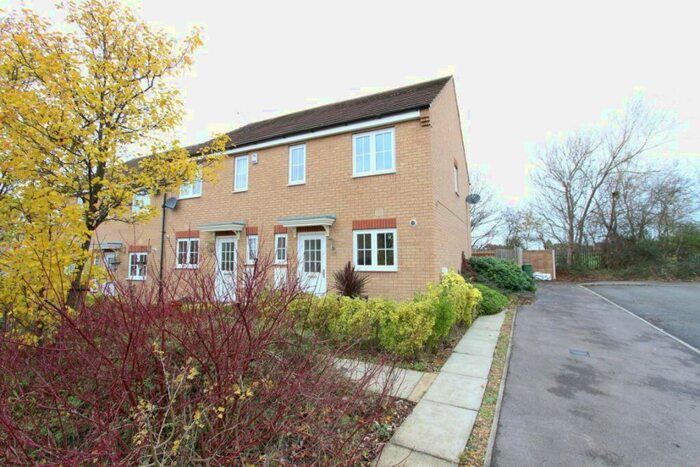 3 Bedroom House To Rent In Cooper Drive, Leighton Buzzard, LU7