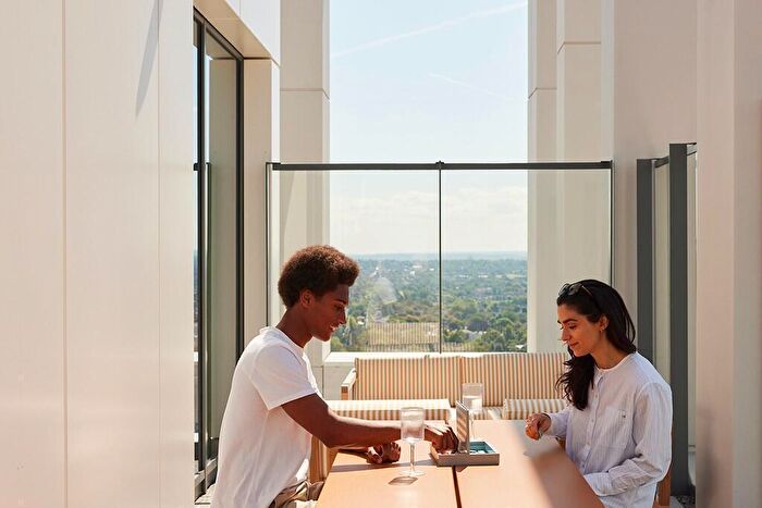 2 Bedroom Flat To Rent In Bale & Anchor, Flat Bale House, Conington Road, London, SE13