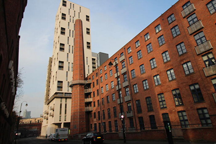 2 Bedroom Flat To Rent In Cambridge Street, Manchester, M1