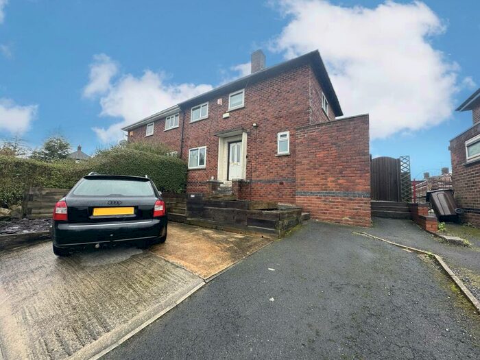 2 Bedroom Semi-Detached House To Rent In Ravenscroft Drive, Stradbroke, Sheffield, S13