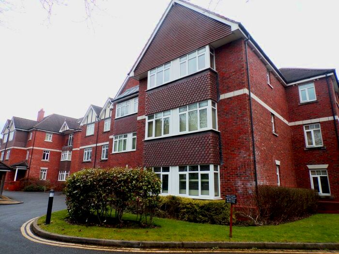 1 Bedroom Apartment To Rent In Trinity Court, The Academy, Wake Green Road, B13