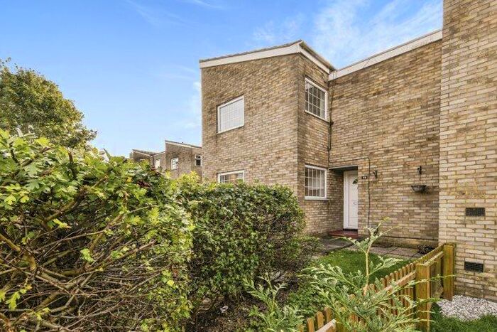 2 Bedroom Property To Rent In Derby Way, Stevenage, SG1