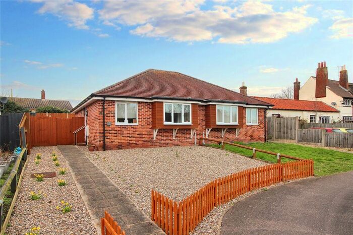 2 Bedroom Bungalow For Sale In Wood End Close, Hales, Norwich, Norfolk, NR14