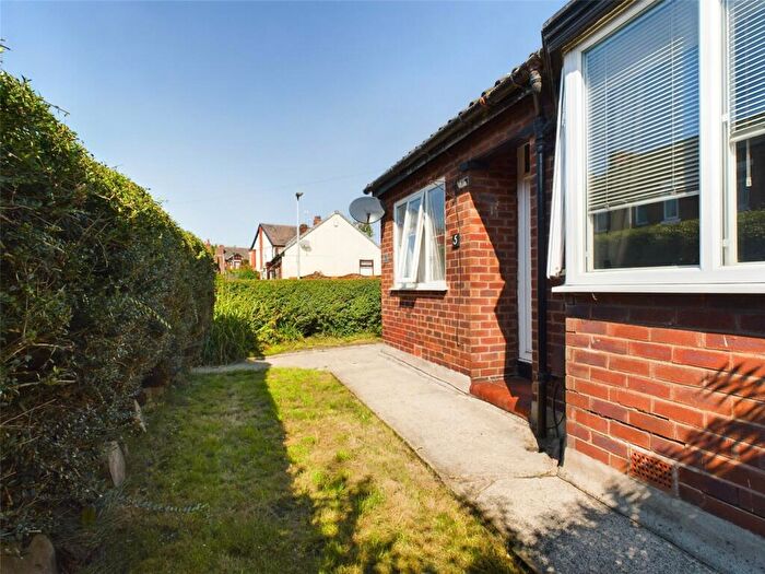 2 Bedroom Bungalow For Sale In Osborne Road, Salford, Greater Manchester, M6