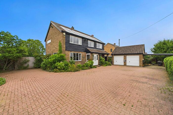 5 Bedroom Detached House For Sale In High Street, Pidley, Huntingdon, Cambridgeshire, PE28
