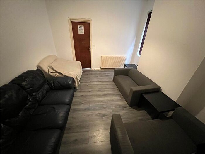 8 Bedroom House To Rent In Egerton Road, Manchester, M14