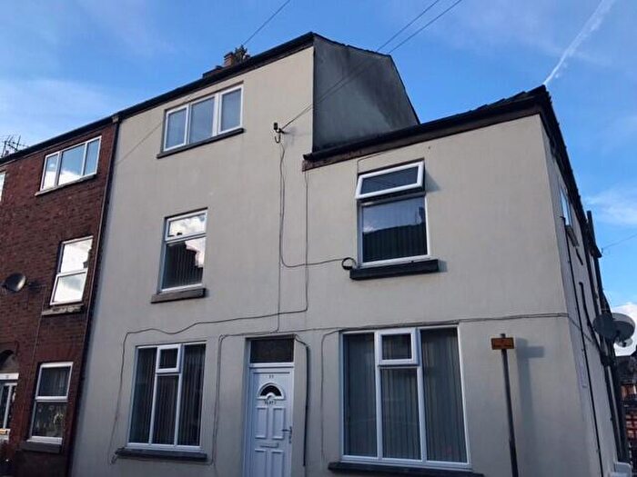 3 Bedroom Flat To Rent In Waggs Road, Congleton, CW12
