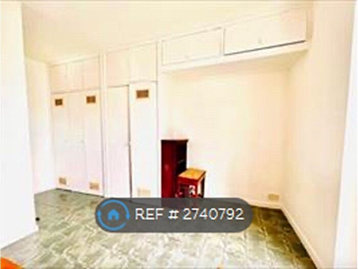 Studio To Rent In London, London, NW8