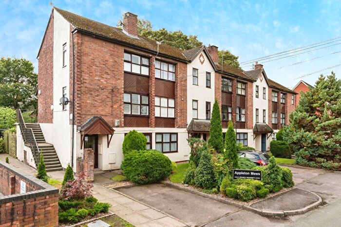 2 Bedroom Flat For Sale In Oldfield Road, Lymm, WA13