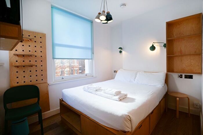 Studio To Rent In Philbeach Gardens, Earls Court, London, SW5