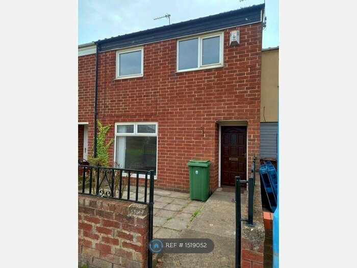 3 Bedroom Semi-Detached House To Rent In Whitby Grove, Hartlepool, TS24