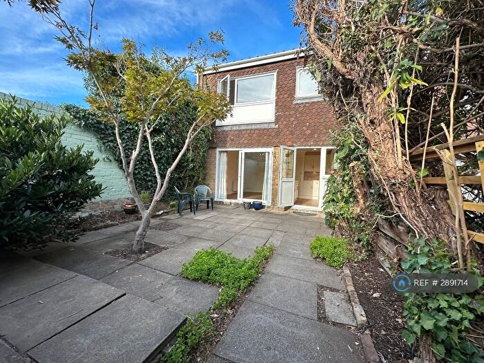 3 Bedroom Terraced House To Rent In Buckingham Gardens, West Molesey, KT8