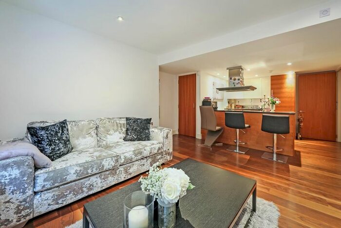 1 Bedroom Flat To Rent In Lancelot Place, Knightsbridge, London, SW7