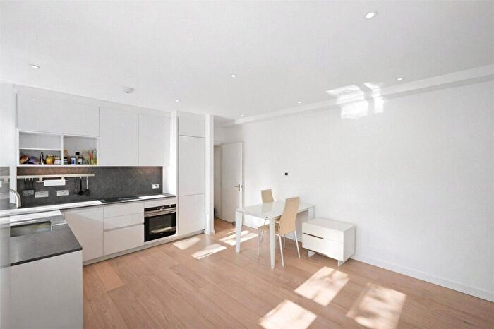 1 Bedroom Property To Rent In Carter Lane, London, EC4V