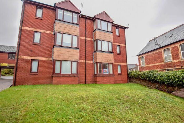 2 Bedroom Flat To Rent In Park Road, Barry, CF62