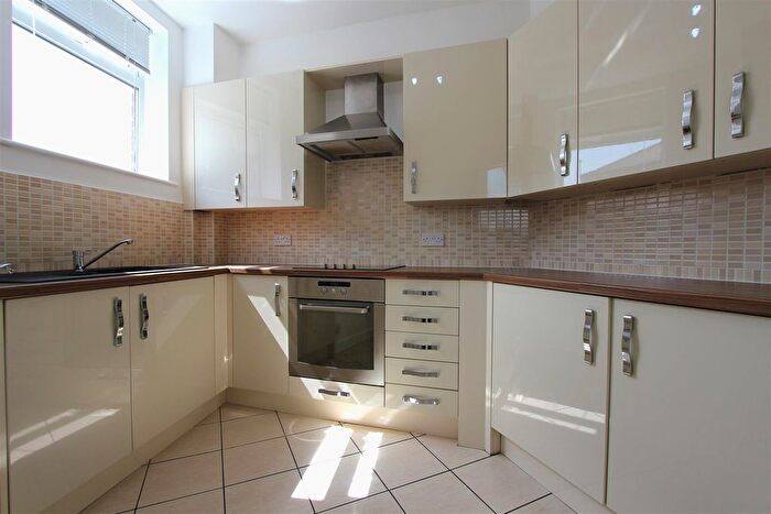1 Bedroom Flat To Rent In Knighton Fields Road West, Leicester, LE2