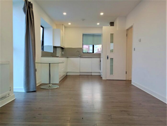 1 Bedroom Flat To Rent In Butchers Road, London, E16