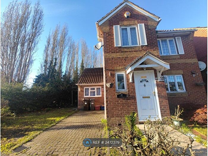 3 Bedroom Detached House To Rent In Westmacott Drive, Feltham, TW14