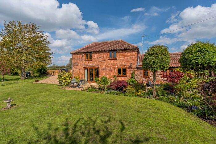 5 Bedroom Barn Conversion For Sale In Suffield, Norwich, NR11