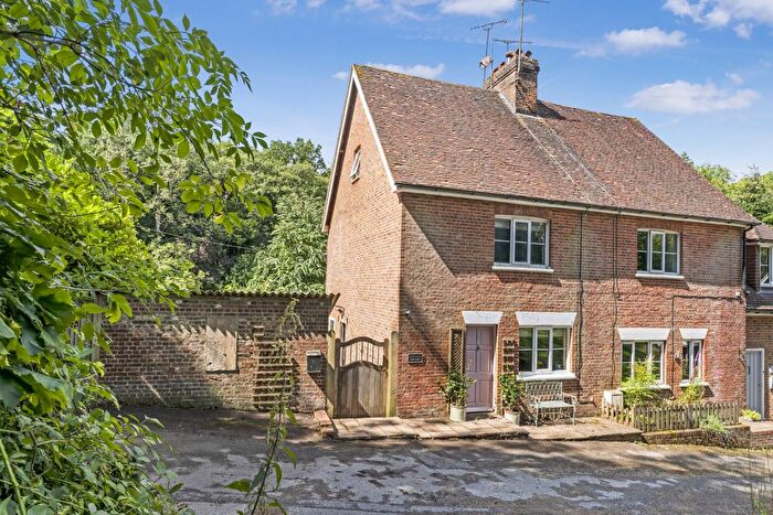 2 Bedroom Property For Sale In Rock Robin Cottages, Three Oaks Lane, Wadhurst, East Sussex, TN5