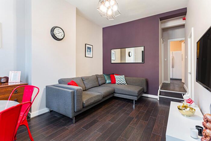 5 Bedroom House To Rent In Holt Road, L7