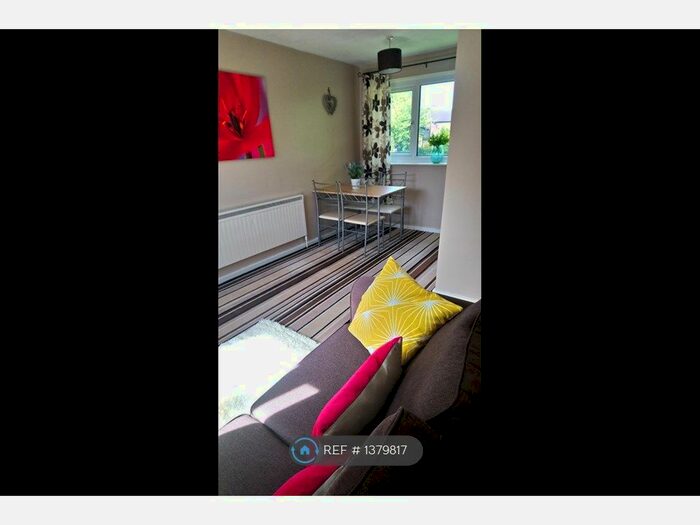 1 Bedroom Flat To Rent In Wayland Approach, Leeds, LS16